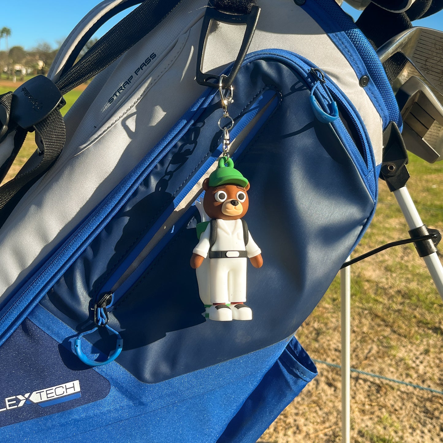 BearTee Golf Tee Holder ~ Comes with 4 matching golf tees ~ Lightweight and Durable